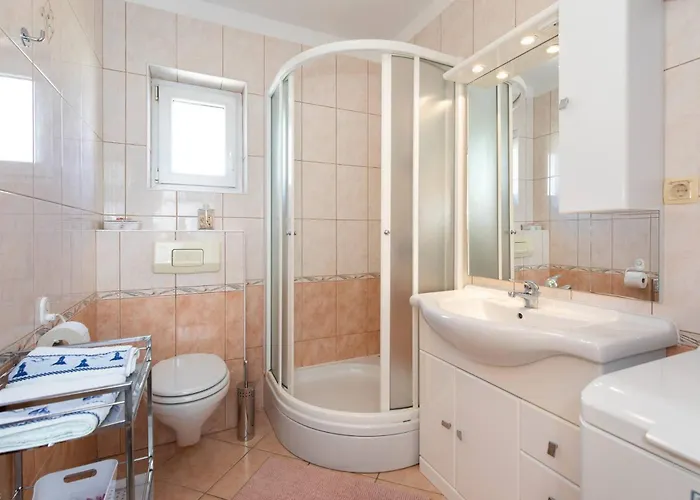 Lavendel - P. Dorcica Appartement
